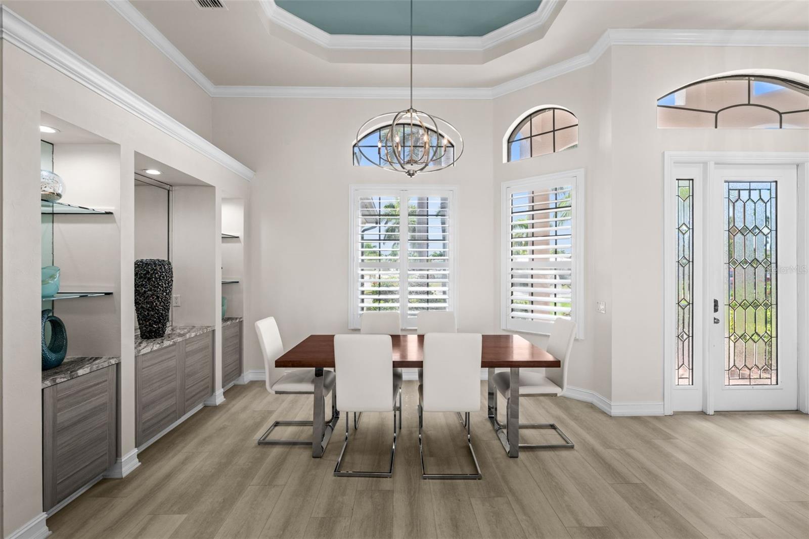 Image 8 of 50 For 5205 Tamiami Court