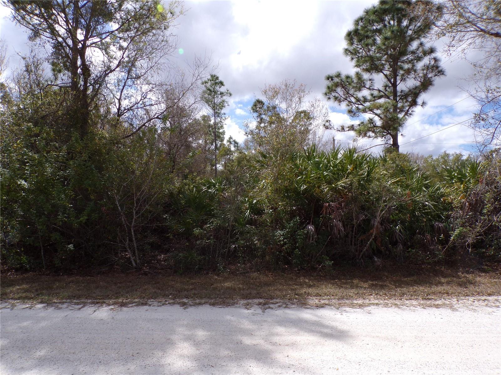 Image 10 of 21 For 27269 Hacienda Drive