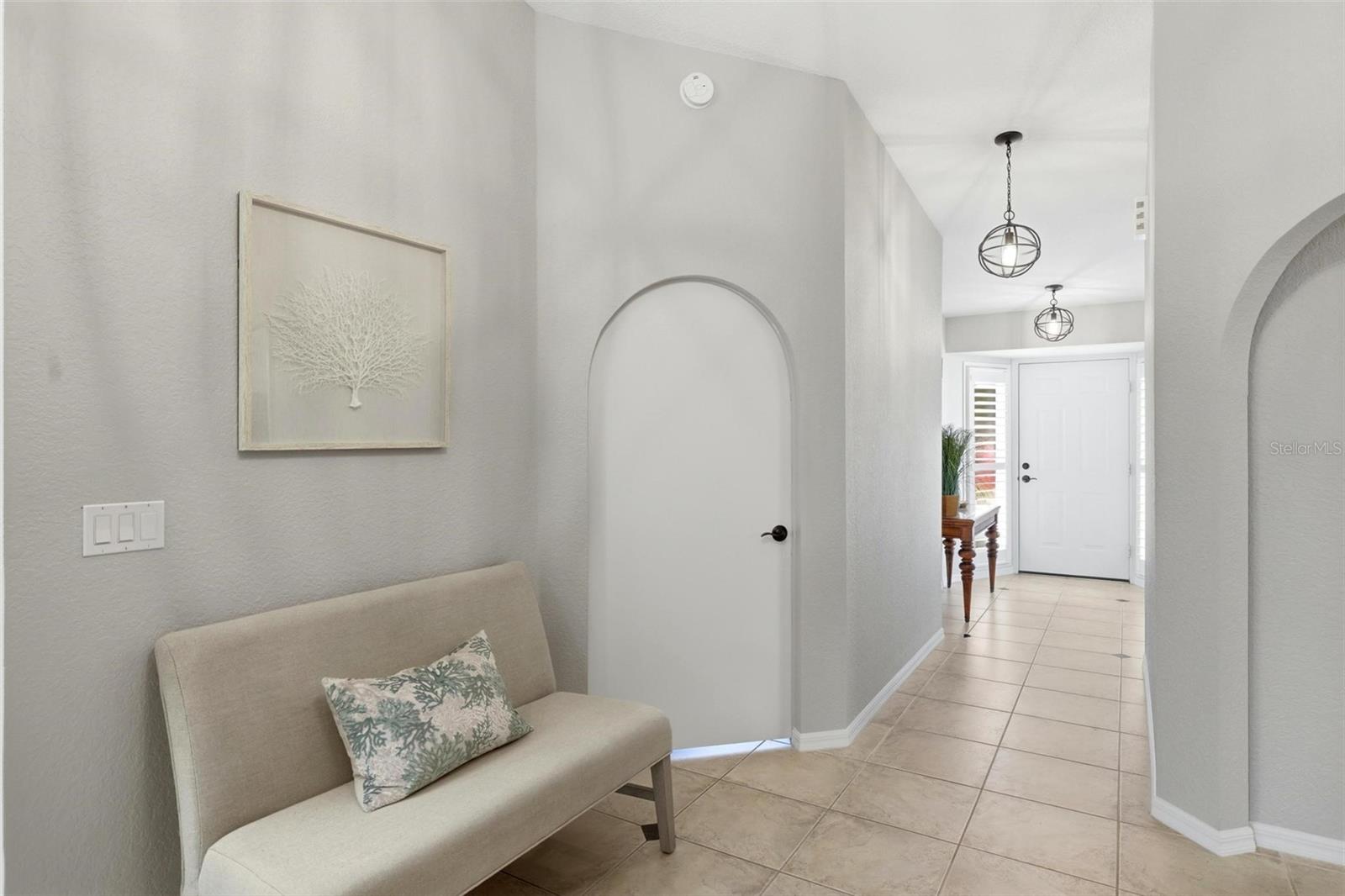 Image 10 of 69 For 2521 Marion Avenue 311