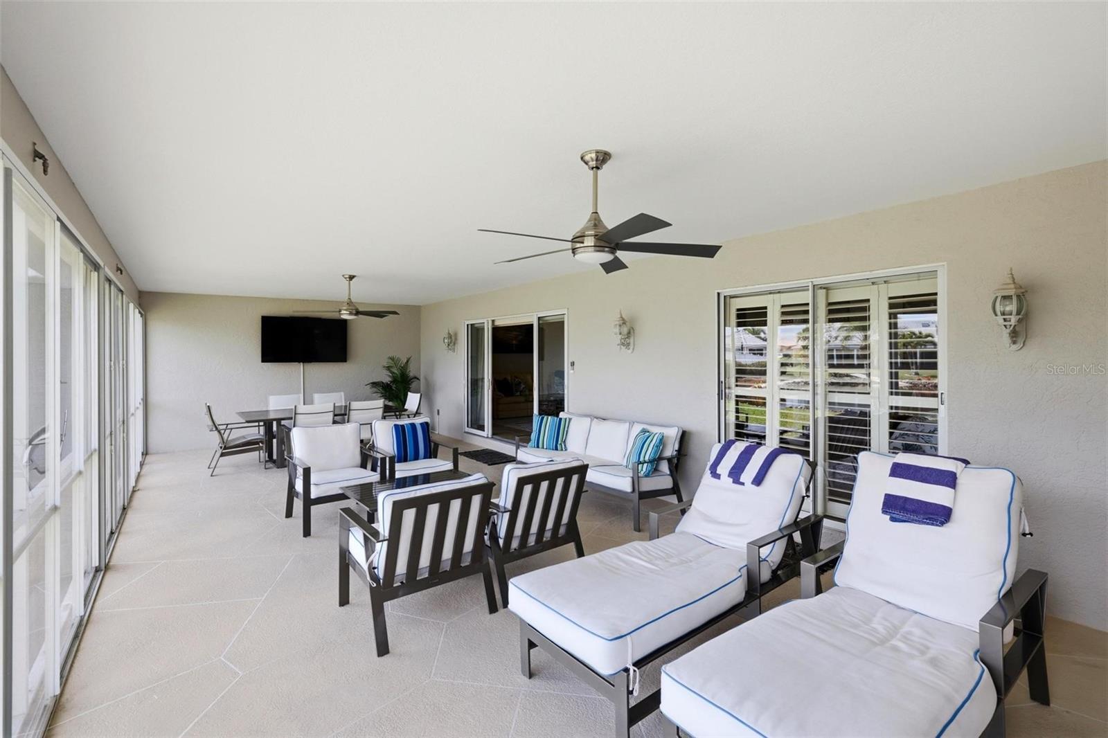 Image 46 of 69 For 2521 Marion Avenue 311