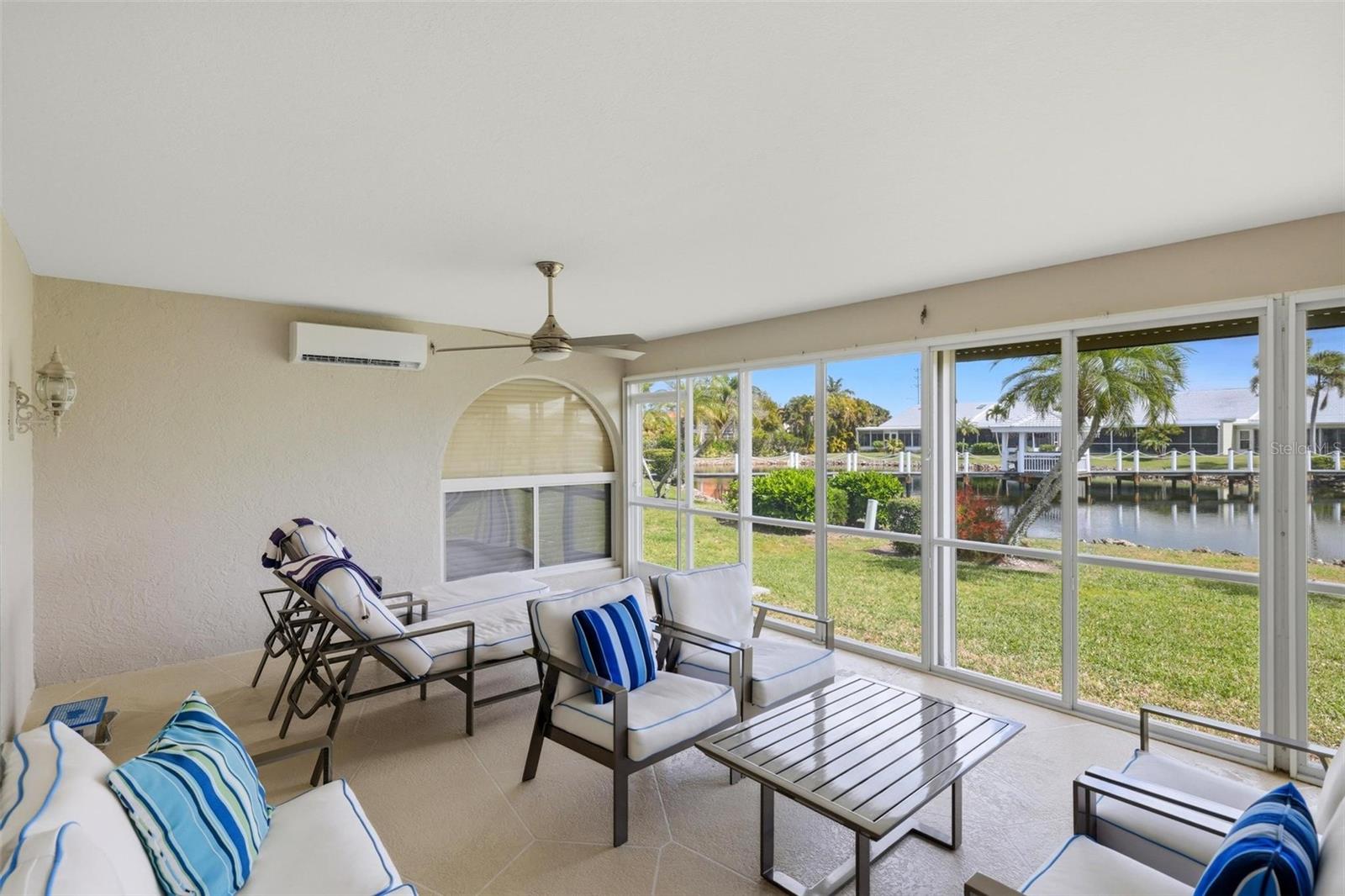 Image 47 of 69 For 2521 Marion Avenue 311