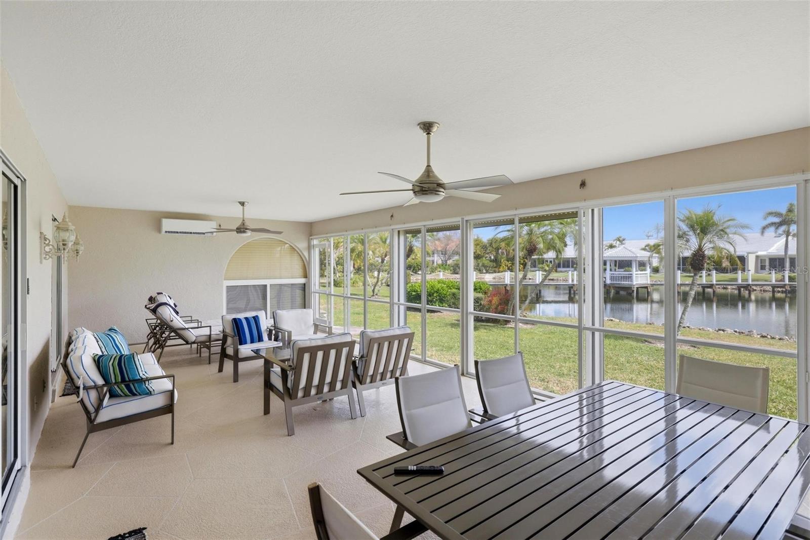 Image 48 of 69 For 2521 Marion Avenue 311