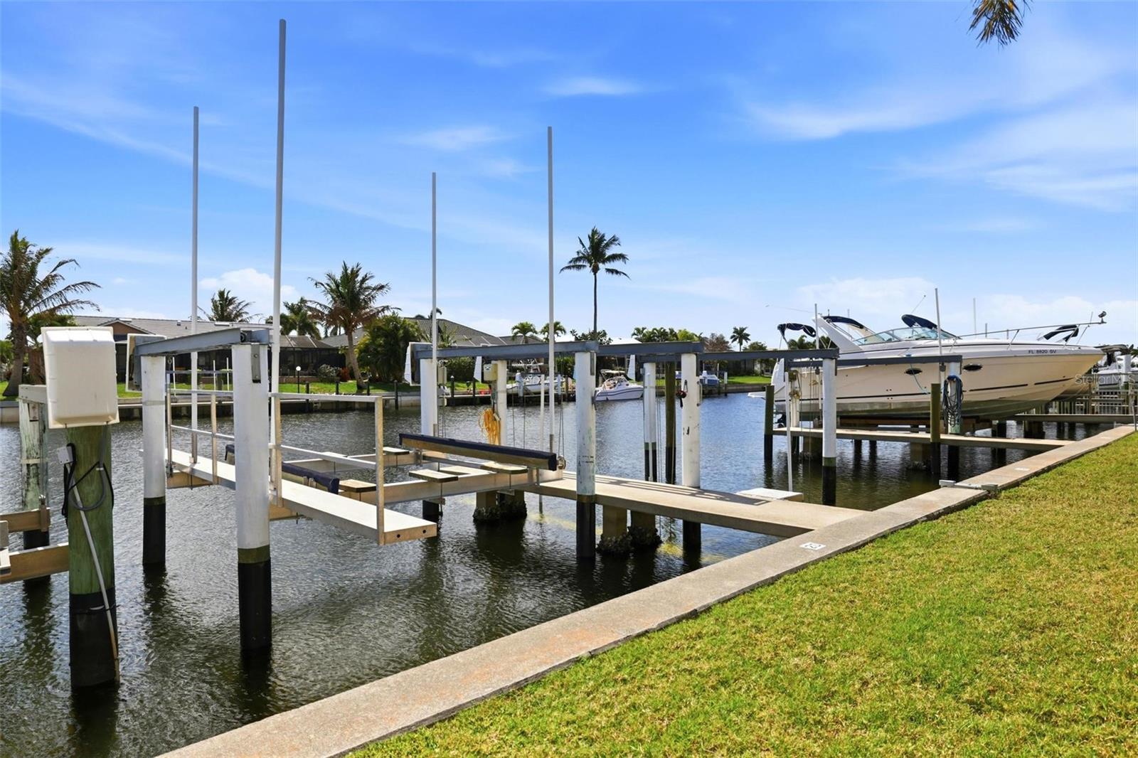 Image 51 of 69 For 2521 Marion Avenue 311