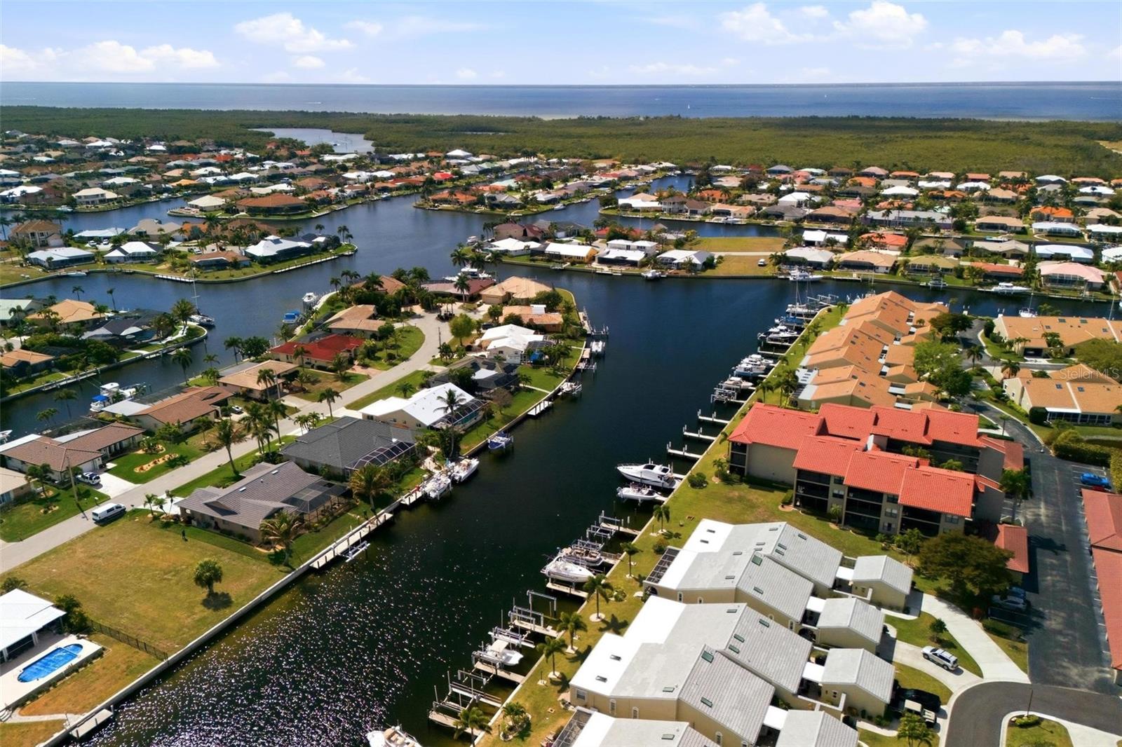 Image 64 of 69 For 2521 Marion Avenue 311