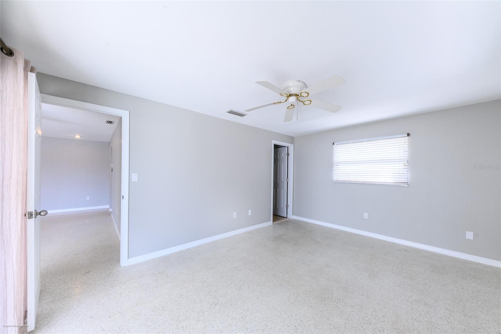 Image 23 of 48 For 2429 Aqui Esta Dr