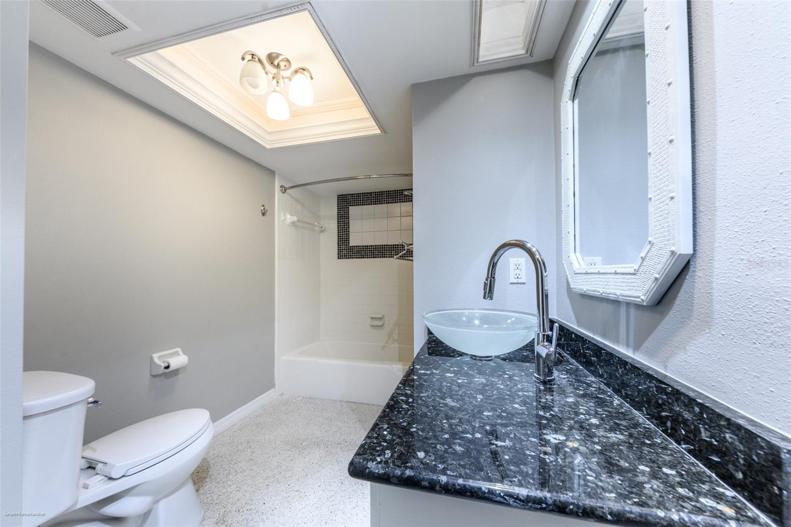 Image 33 of 48 For 2429 Aqui Esta Dr