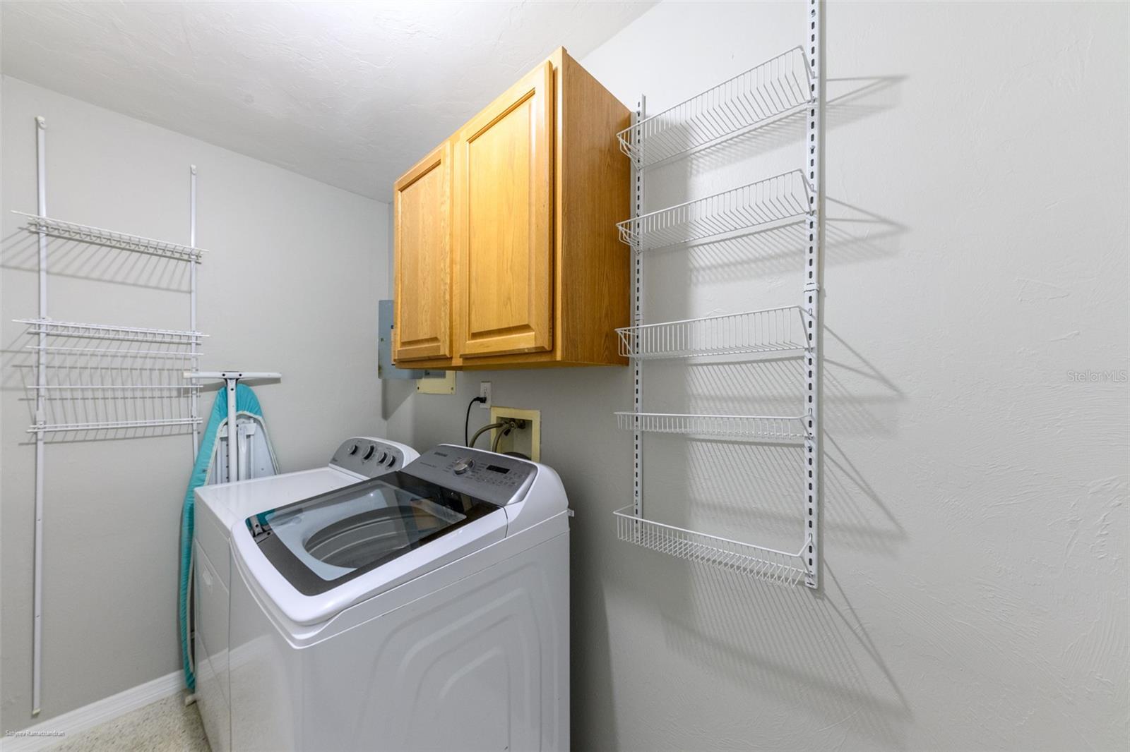 Image 35 of 48 For 2429 Aqui Esta Dr