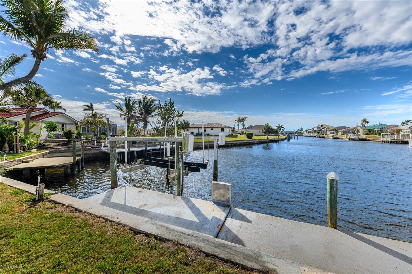 Image 43 of 48 For 2429 Aqui Esta Dr