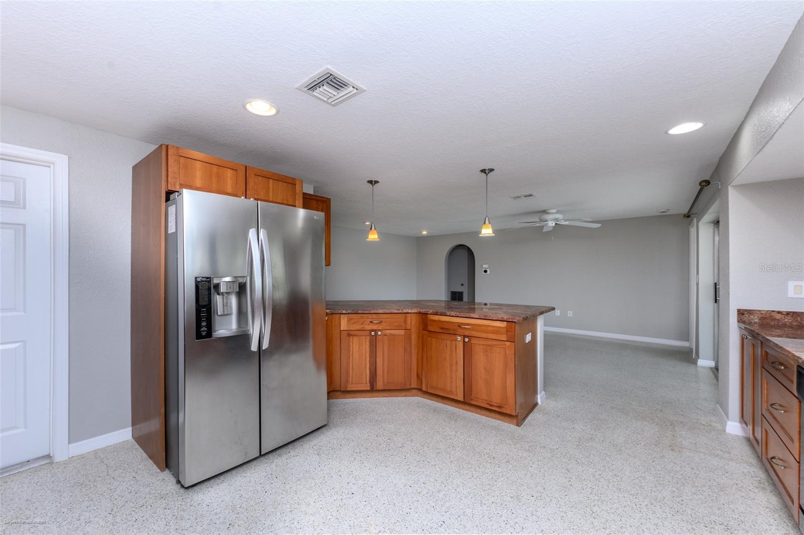 Image 9 of 48 For 2429 Aqui Esta Dr