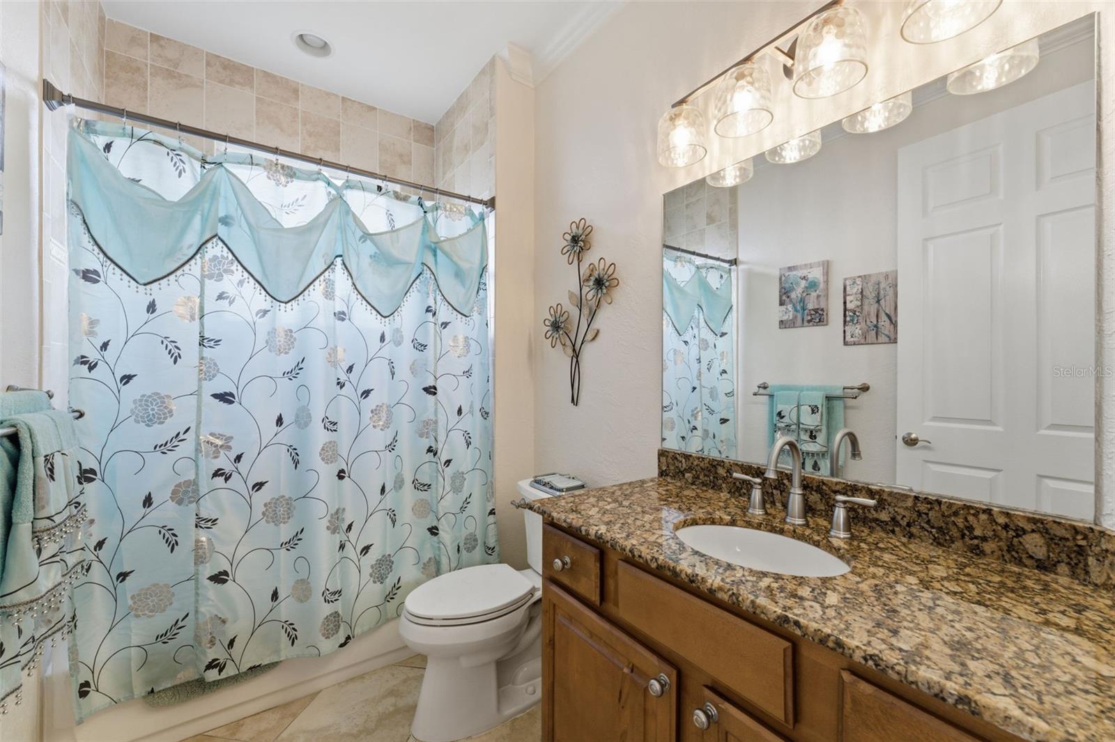 Image 19 of 37 For 21 Manizaks Avenue