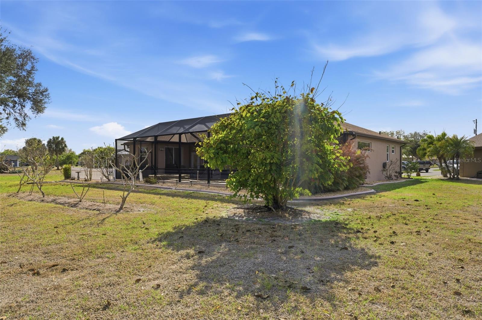 Image 27 of 37 For 21 Manizaks Avenue