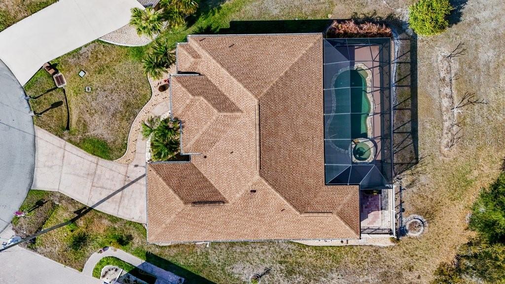 Image 28 of 37 For 21 Manizaks Avenue