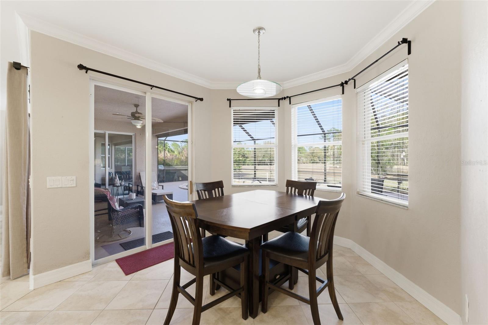 Image 9 of 37 For 21 Manizaks Avenue