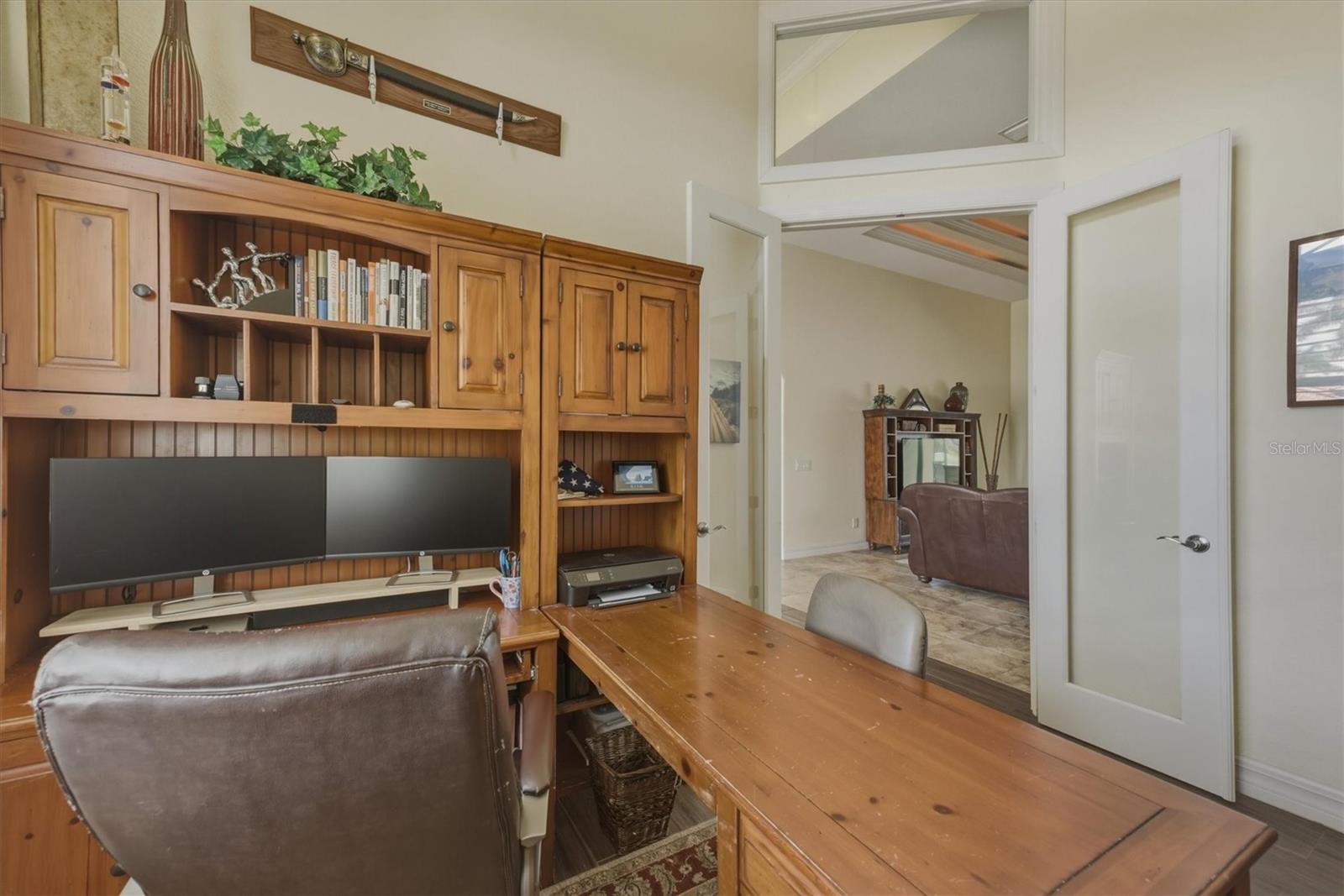 Image 34 of 81 For 558 Royal Poinciana