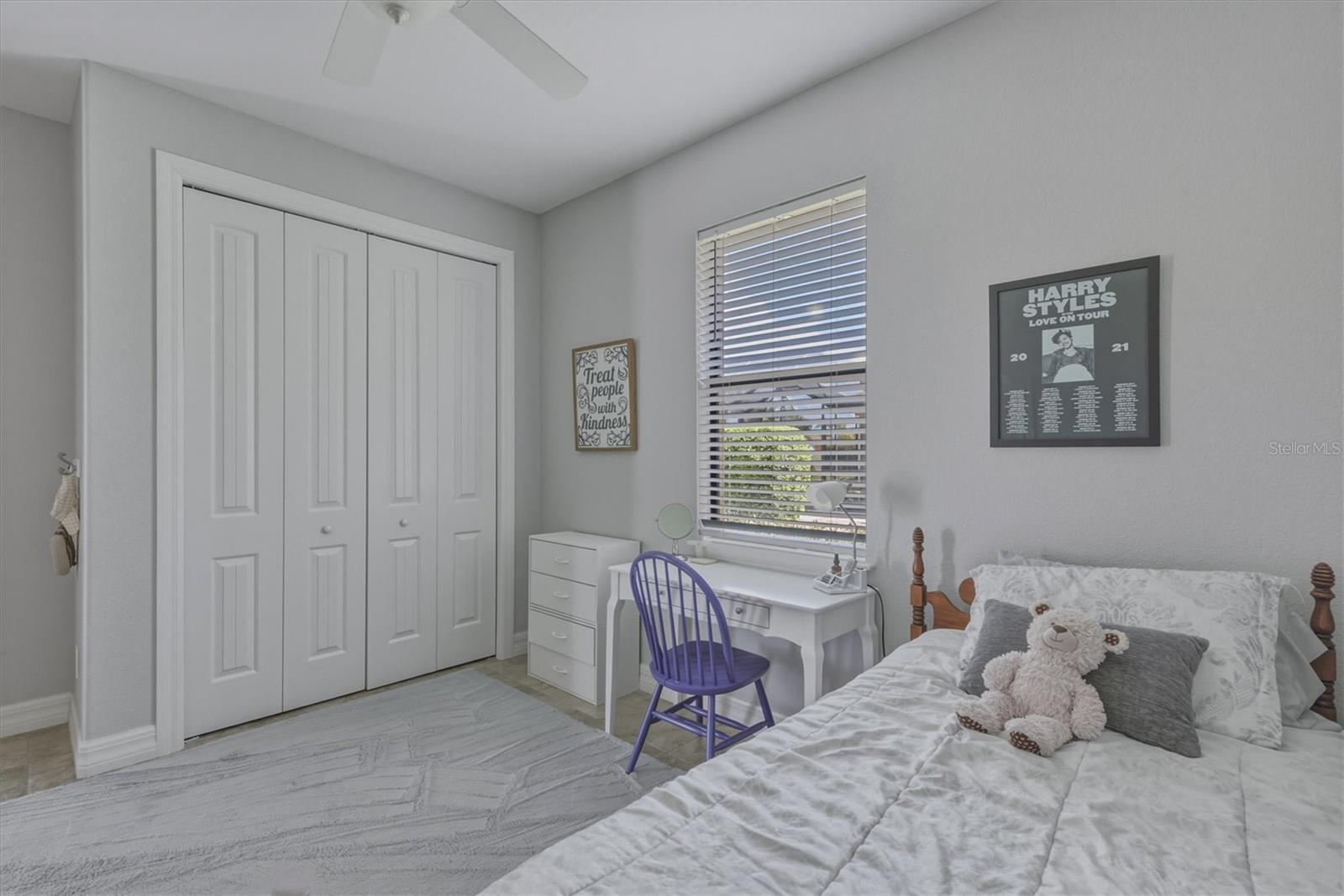 Image 48 of 81 For 558 Royal Poinciana