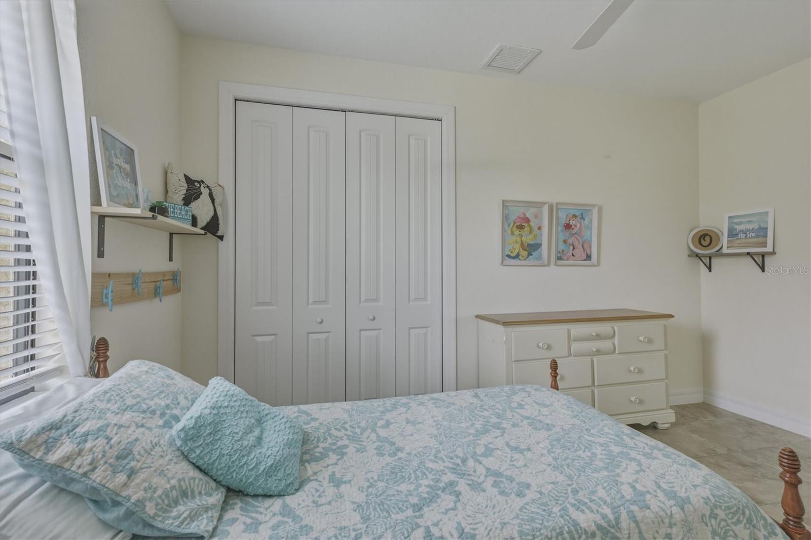 Image 50 of 81 For 558 Royal Poinciana