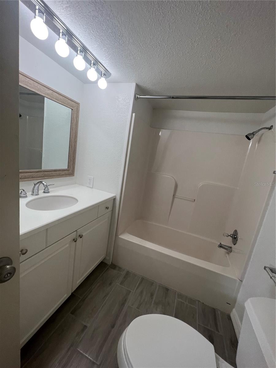 Image 10 of 20 For 11972 Newman Terrace