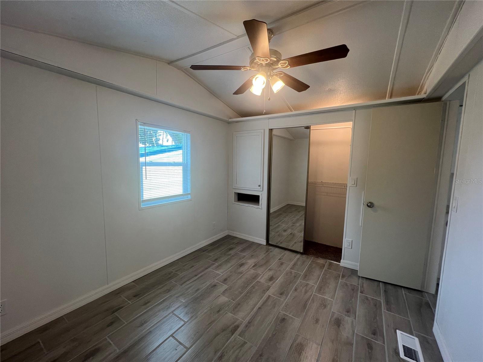 Image 13 of 20 For 11972 Newman Terrace