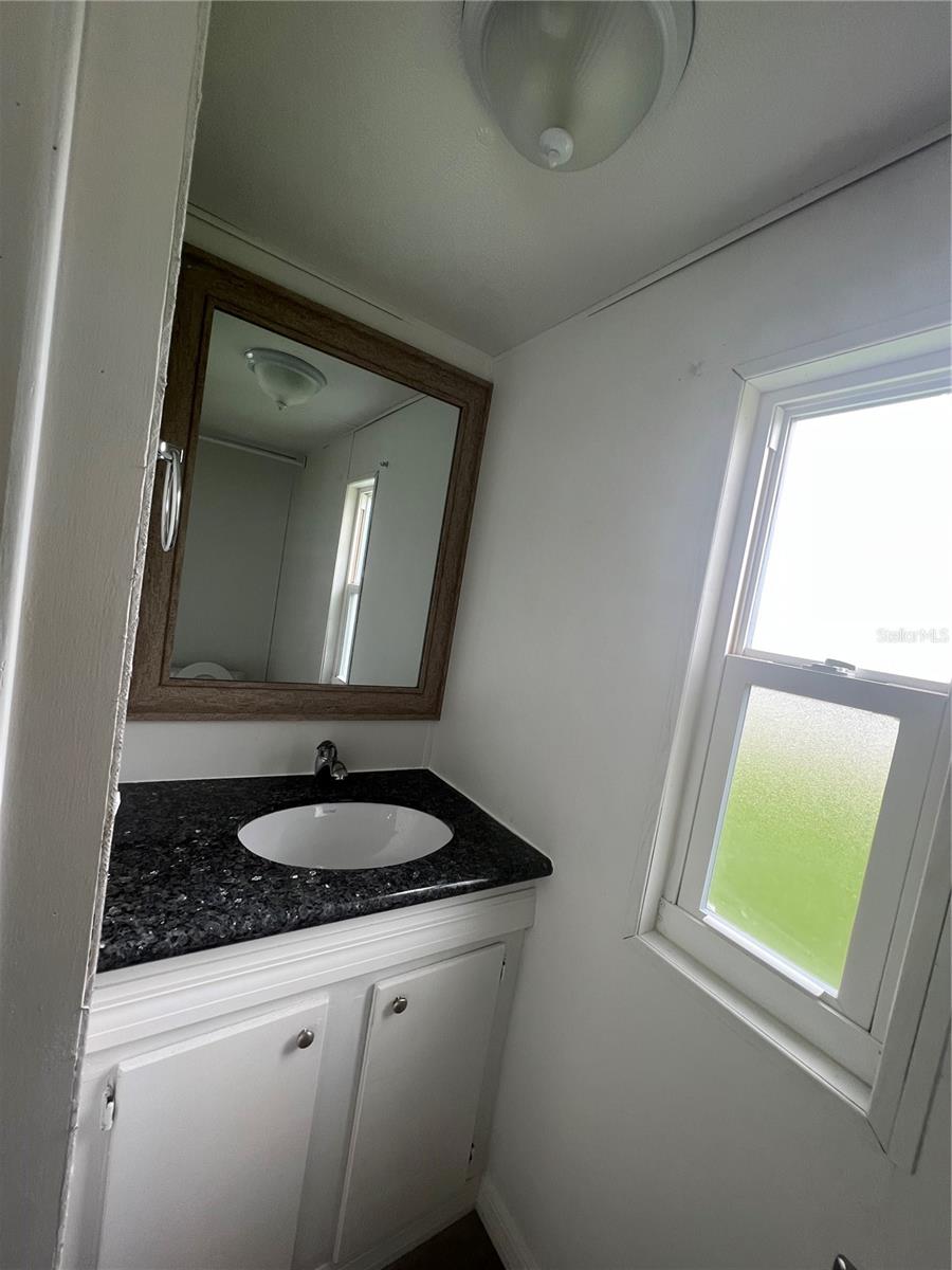 Image 7 of 20 For 11972 Newman Terrace