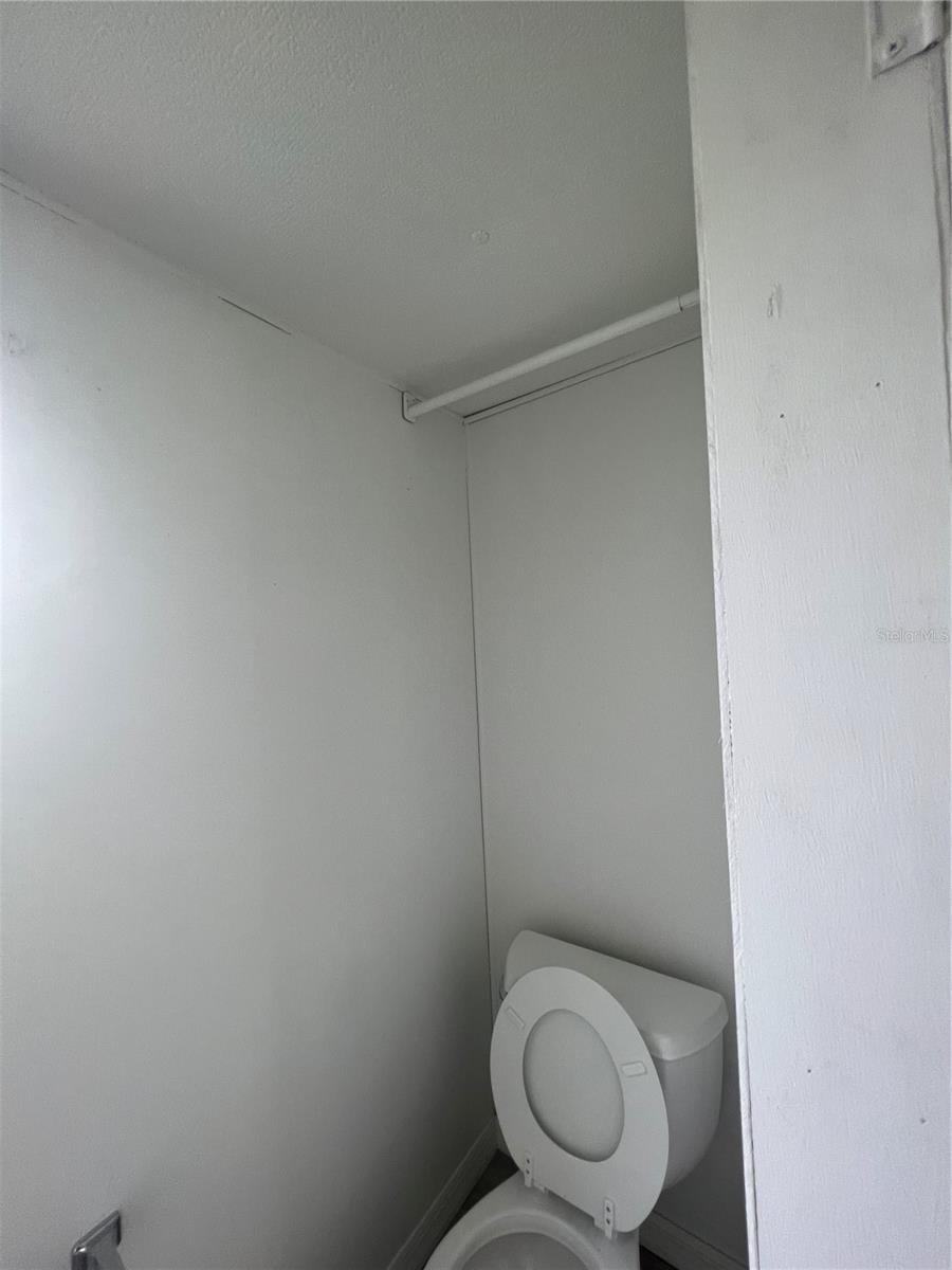 Image 8 of 20 For 11972 Newman Terrace