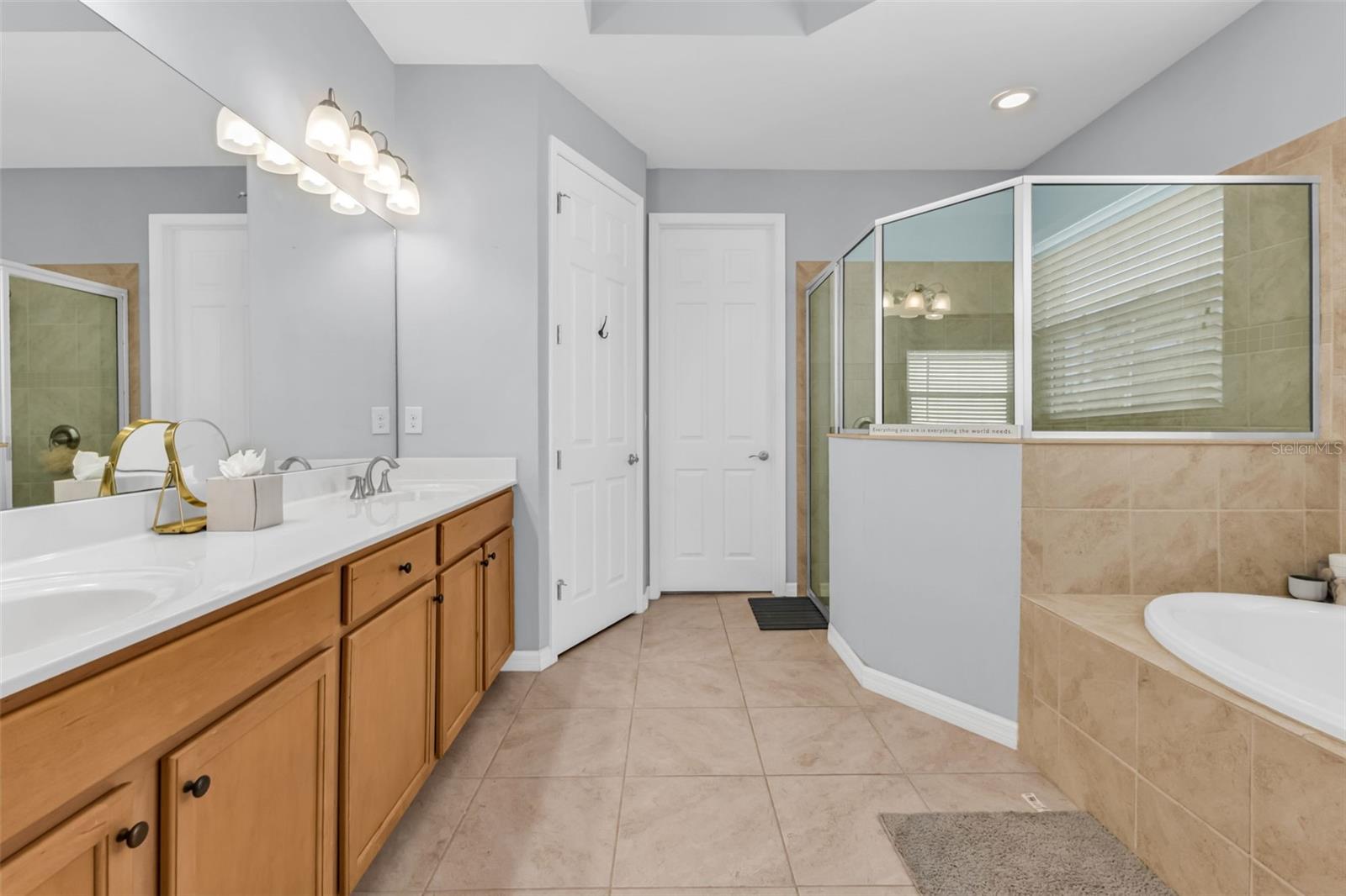 Image 28 of 64 For 11542 Blackfin Street