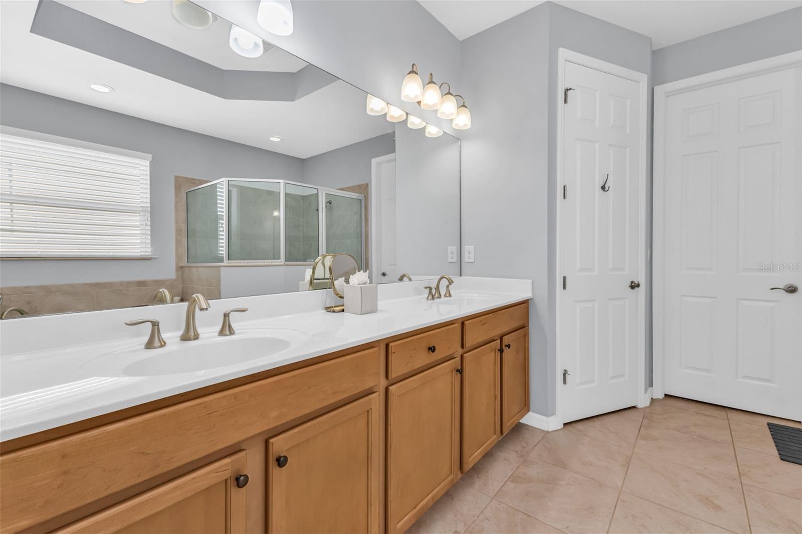 Image 29 of 64 For 11542 Blackfin Street