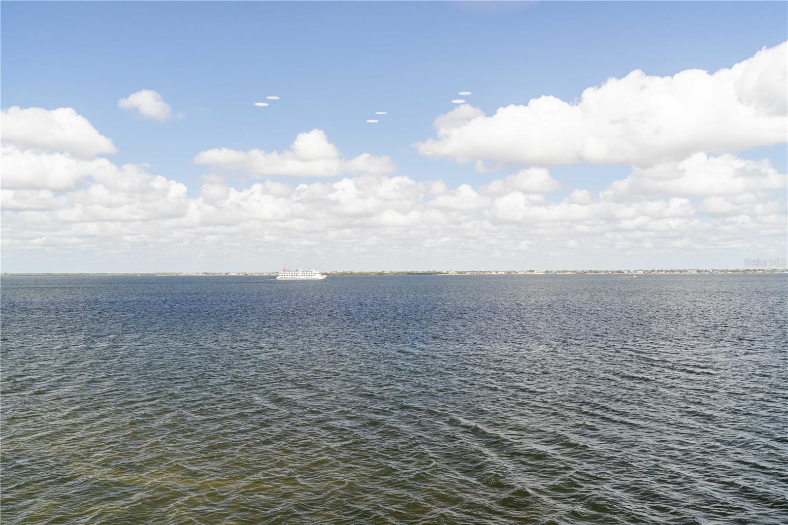 Image 13 of 75 For 1 Colony Point Drive 7c