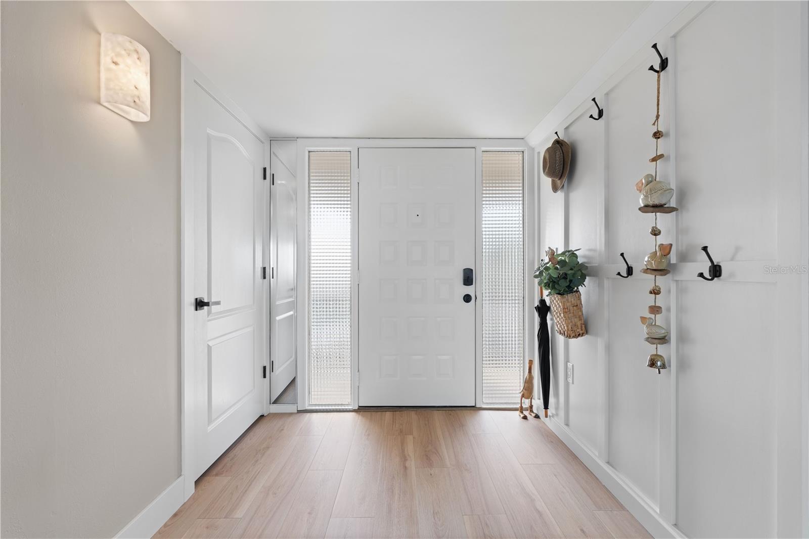 Image 24 of 75 For 1 Colony Point Drive 7c