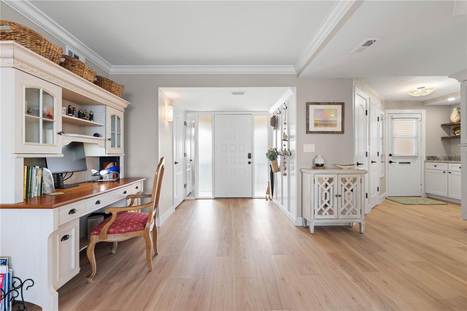 Image 26 of 75 For 1 Colony Point Drive 7c