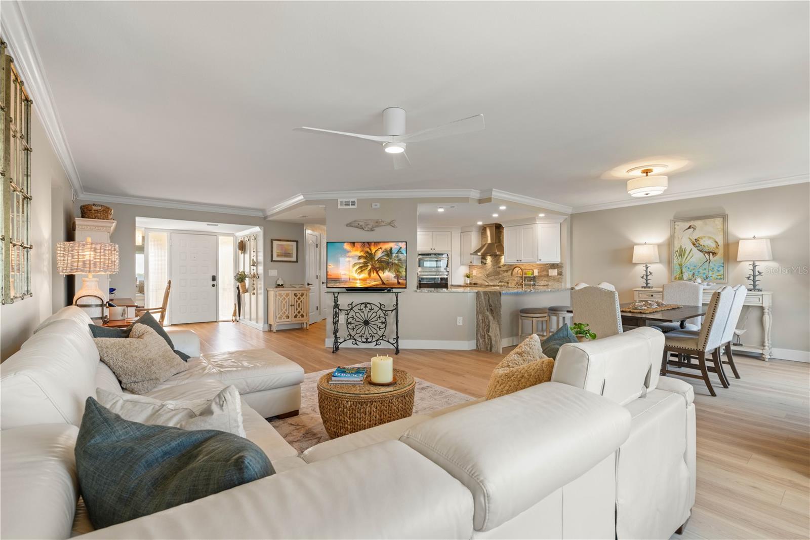 Image 33 of 75 For 1 Colony Point Drive 7c