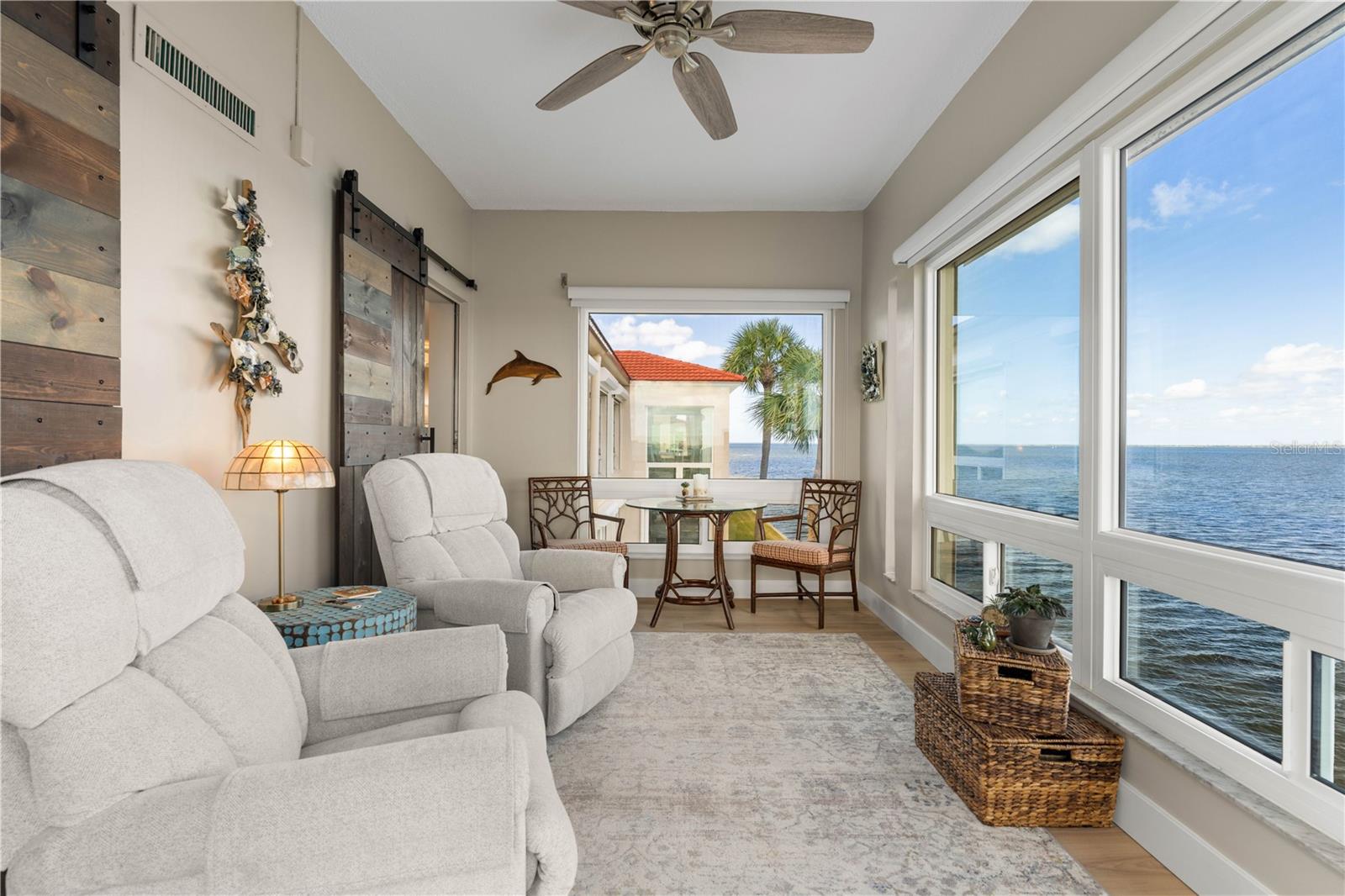 Image 45 of 75 For 1 Colony Point Drive 7c