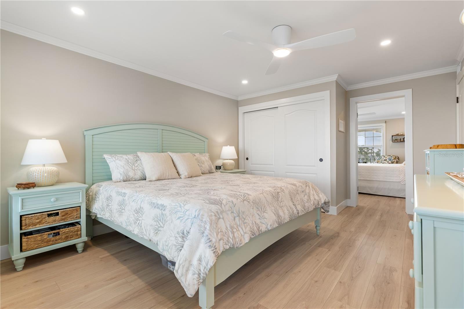 Image 46 of 75 For 1 Colony Point Drive 7c