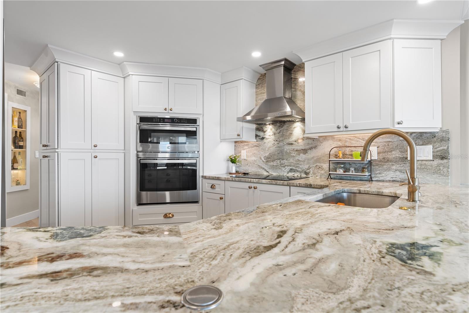 Image 8 of 75 For 1 Colony Point Drive 7c