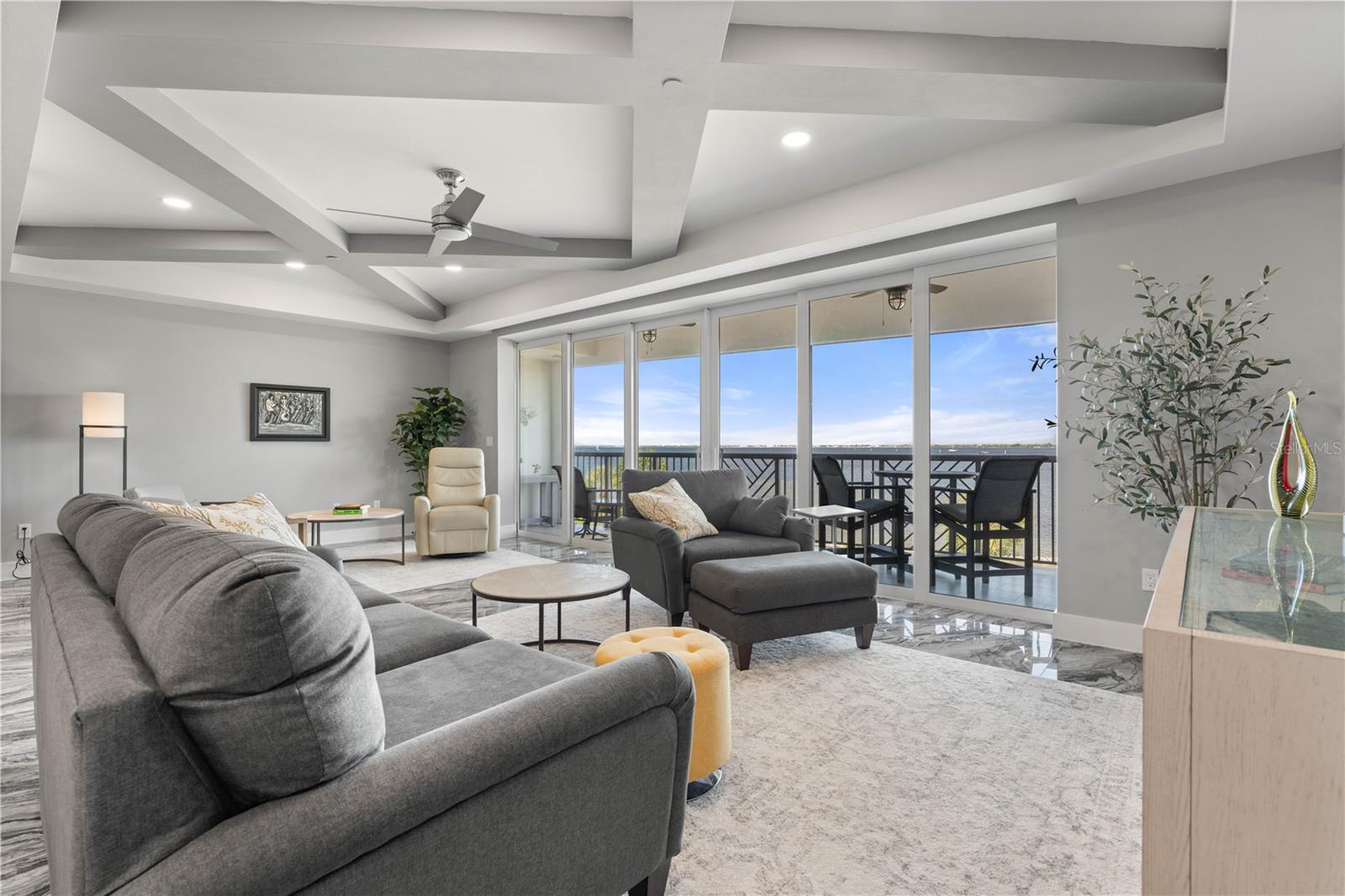 Image 28 of 70 For 1425 Park Beach Circle 132