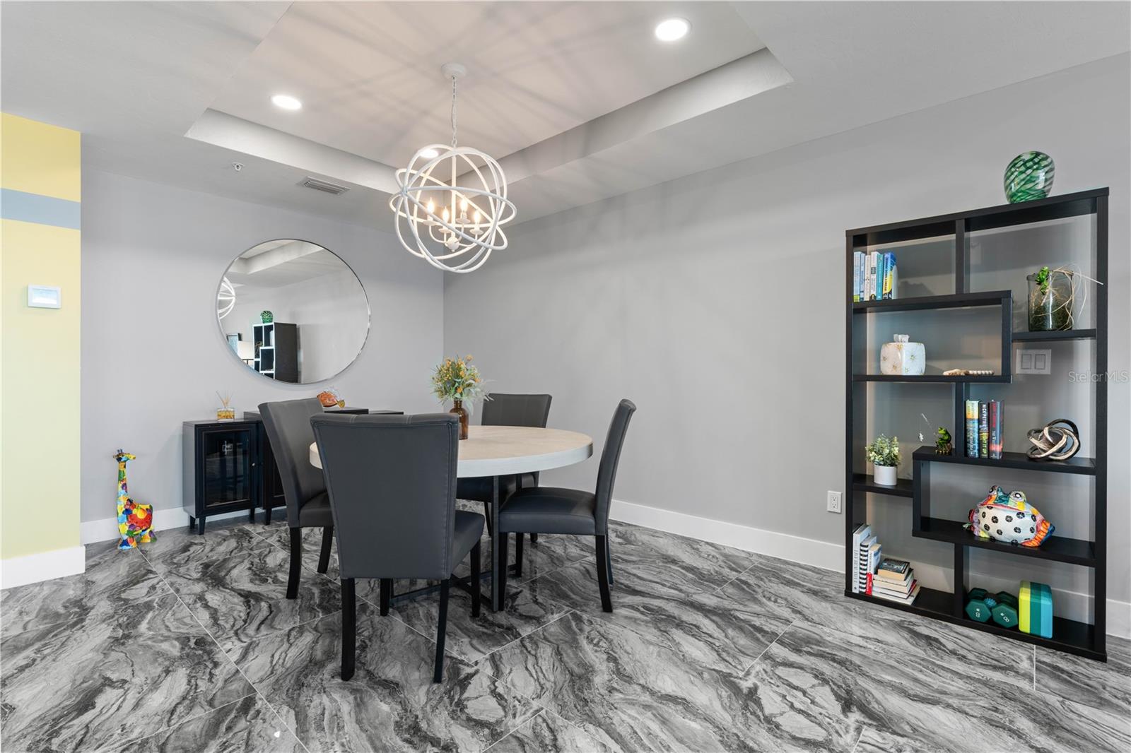 Image 36 of 70 For 1425 Park Beach Circle 132