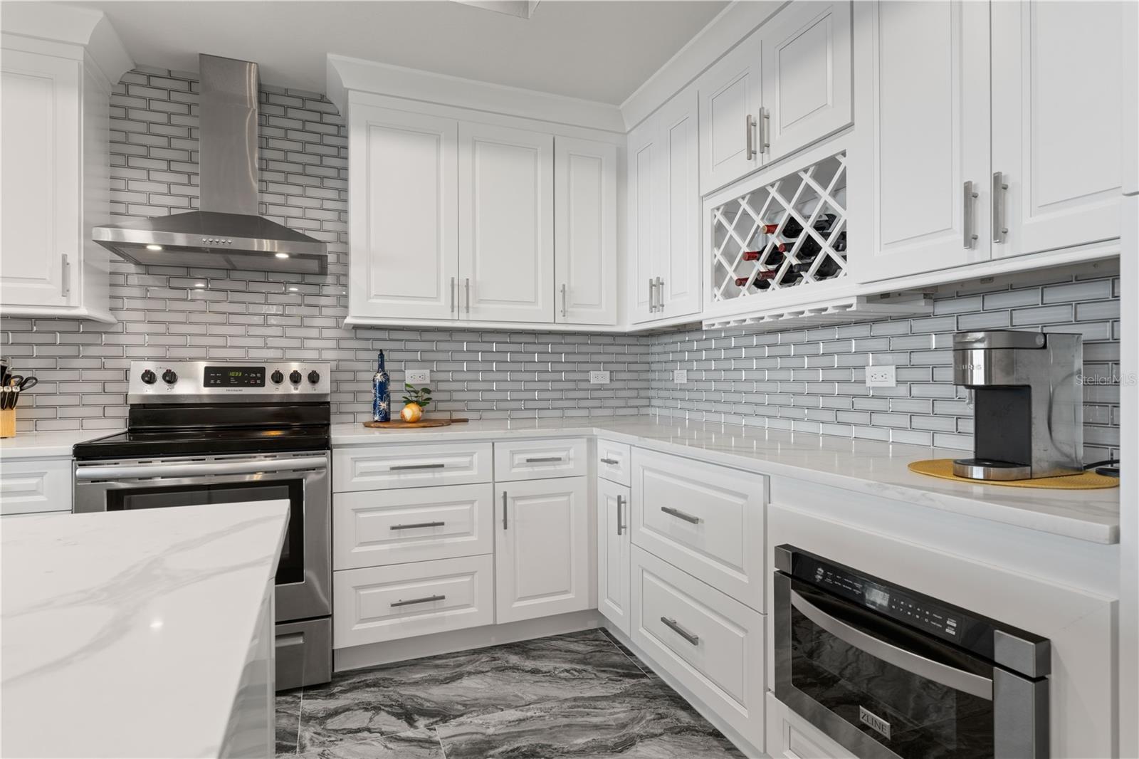 Image 40 of 70 For 1425 Park Beach Circle 132