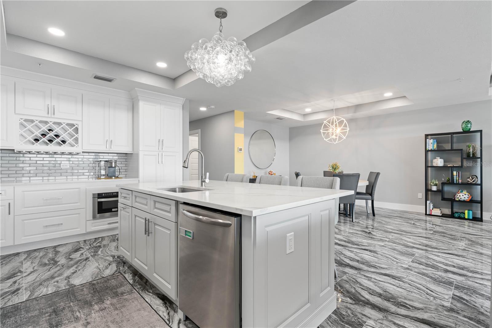 Image 41 of 70 For 1425 Park Beach Circle 132