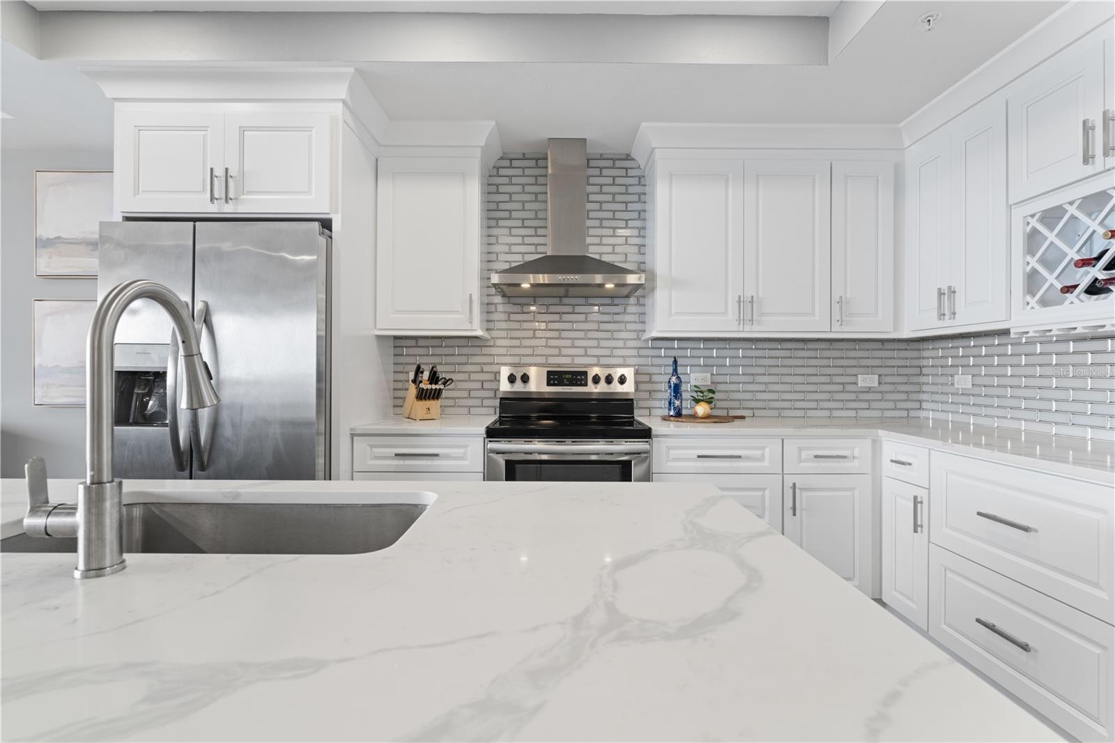 Image 43 of 70 For 1425 Park Beach Circle 132