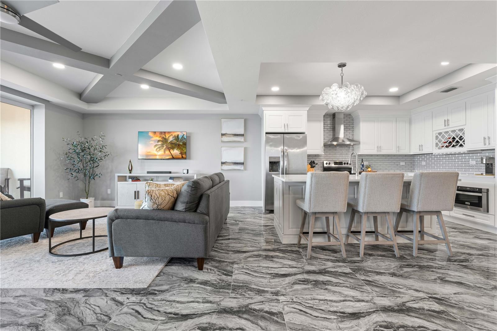 Image 5 of 70 For 1425 Park Beach Circle 132