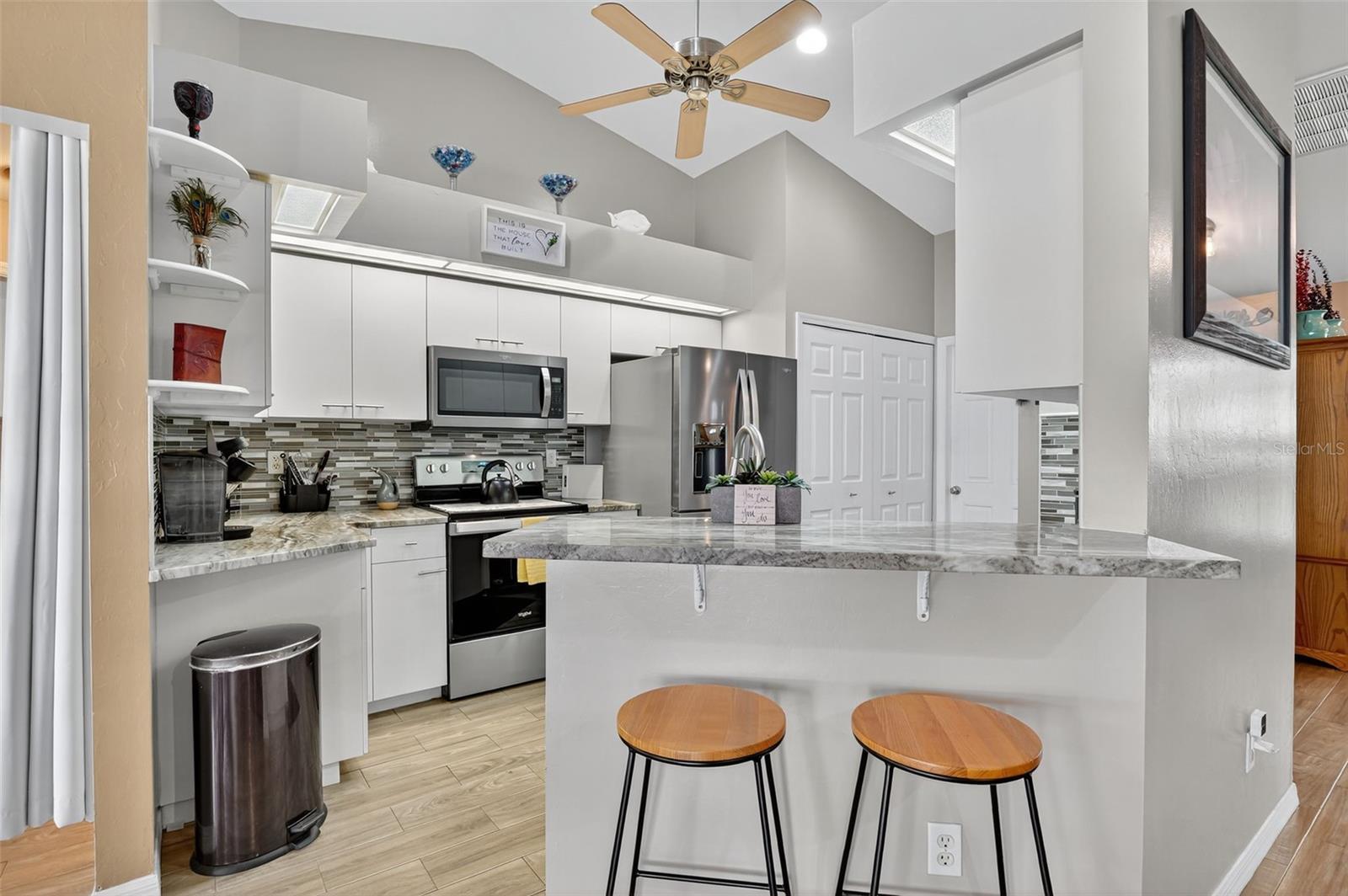 Image 11 of 58 For 412 13th Avenue