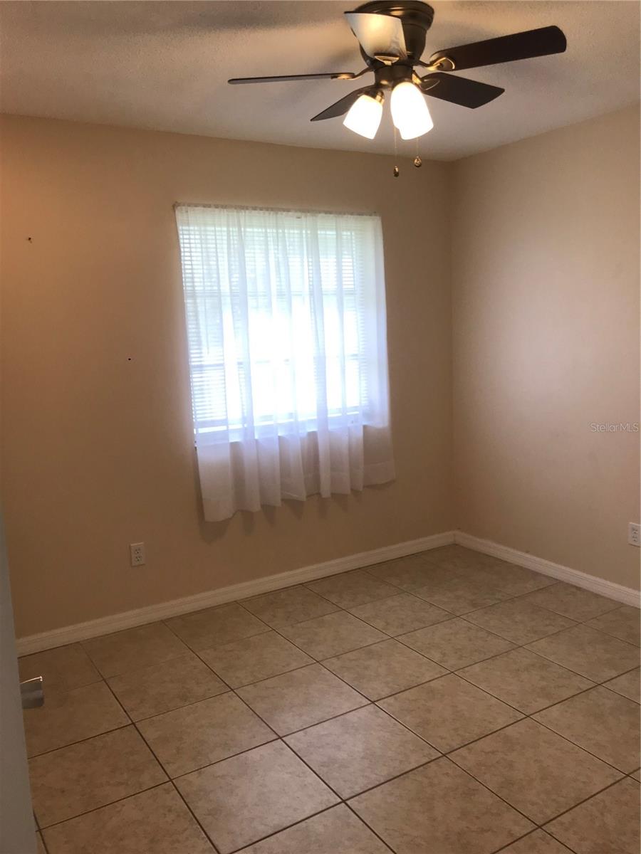 Image 6 of 13 For 2511 Conway Boulevard