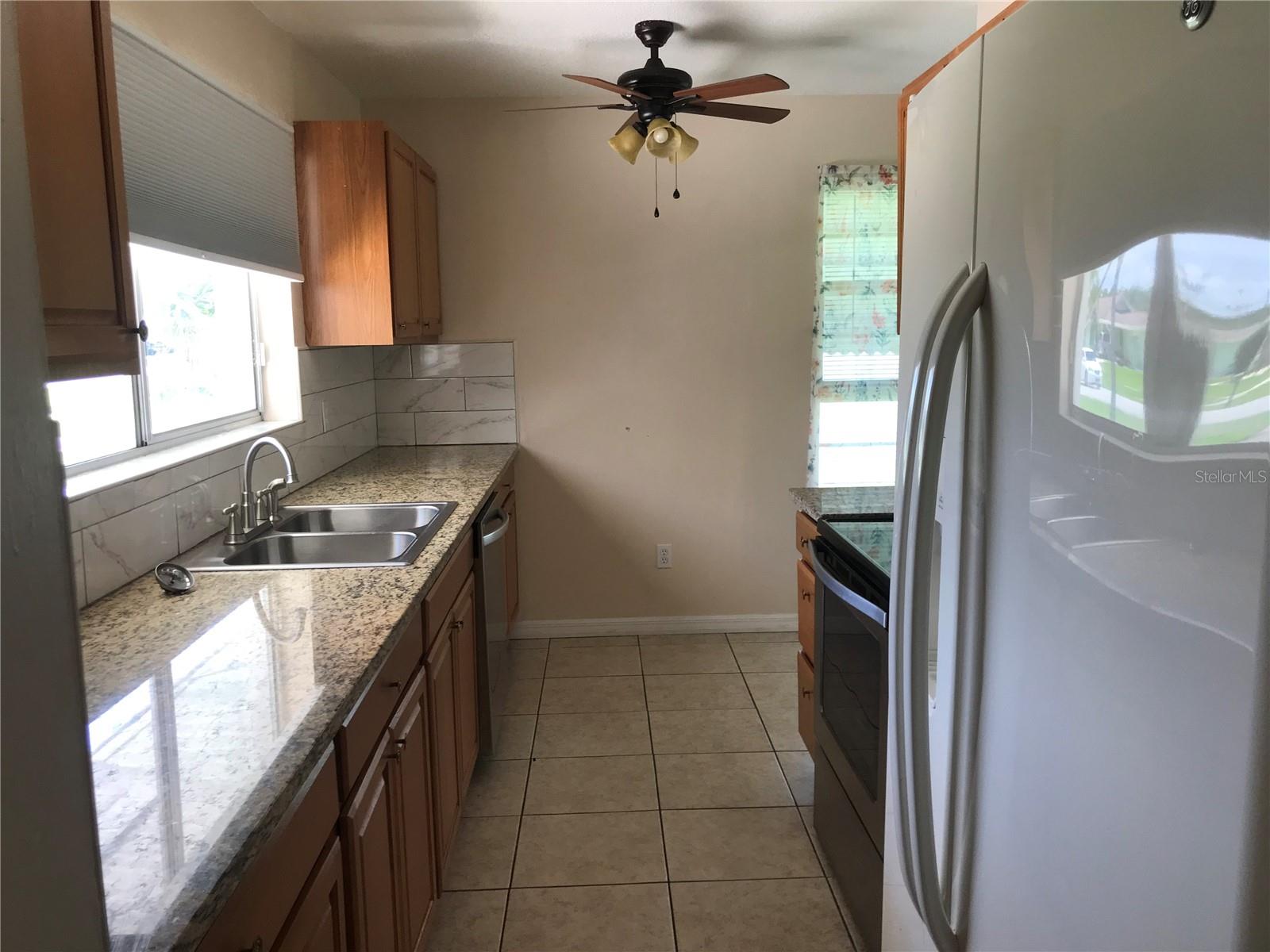 Image 9 of 13 For 2511 Conway Boulevard