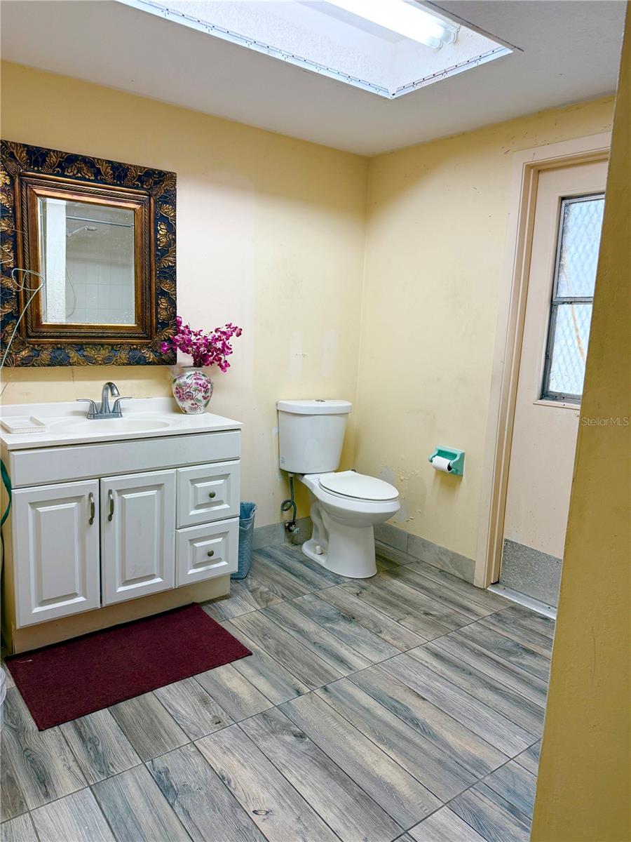 Image 8 of 10 For 783 Spring Lake Boulevard Nw