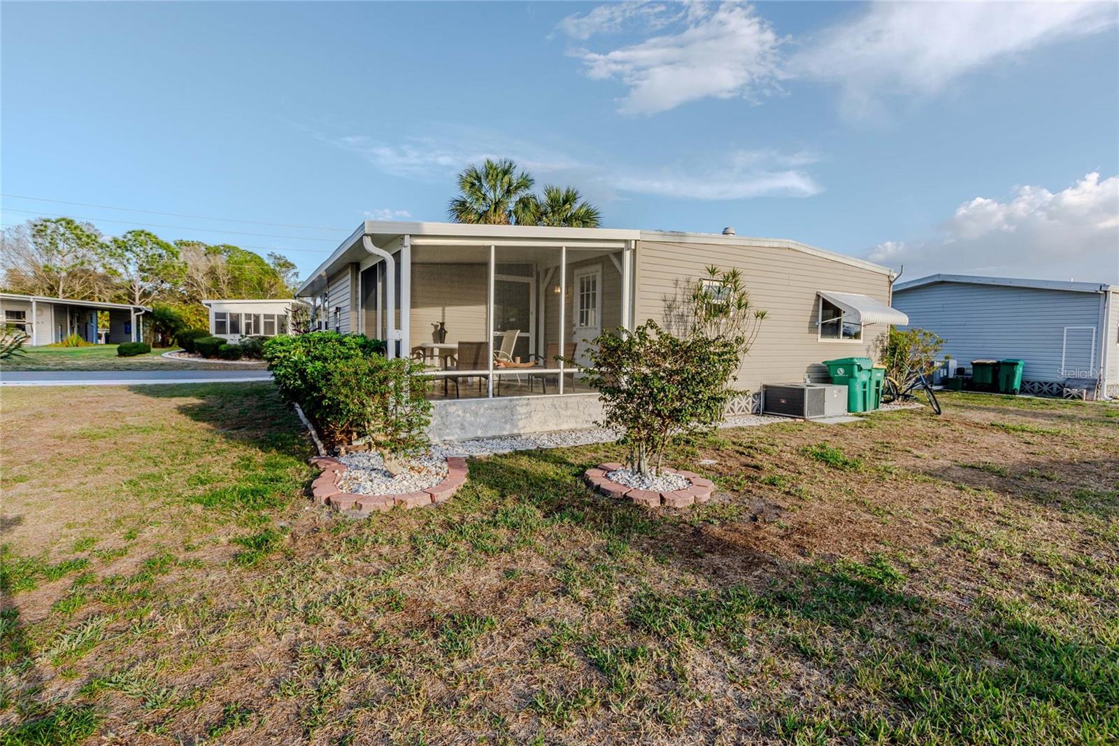 Image 13 of 35 For 2100 Kings Highway 539