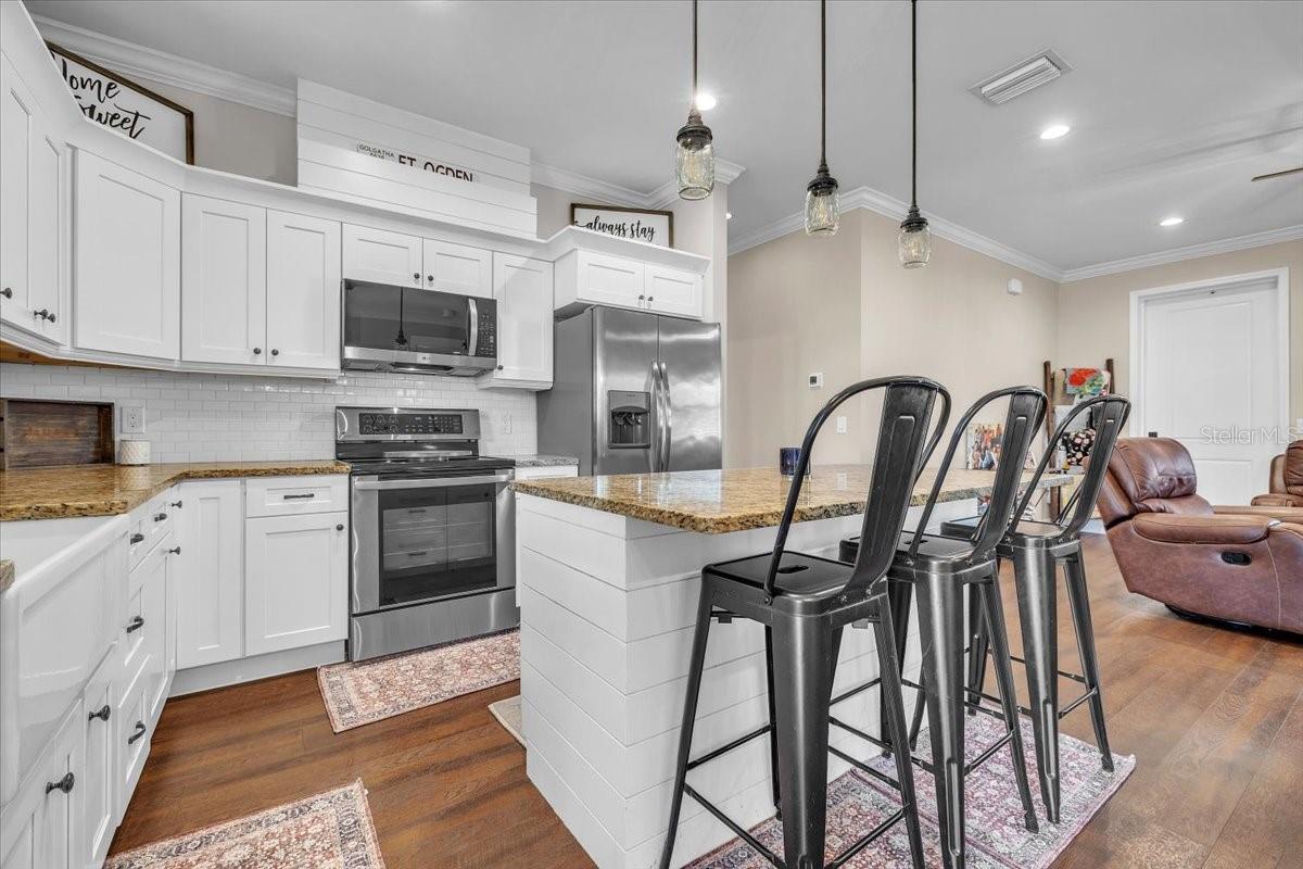 Image 15 of 45 For 8429 Riverview Oaks Terrace