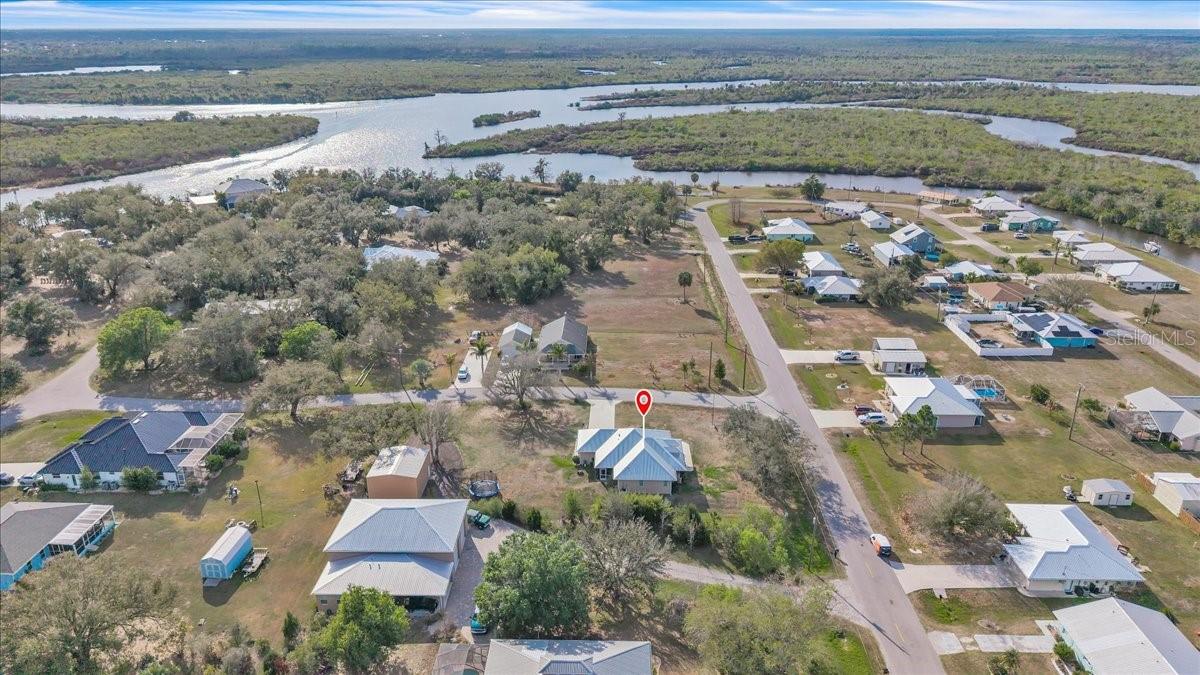 Image 36 of 45 For 8429 Riverview Oaks Terrace