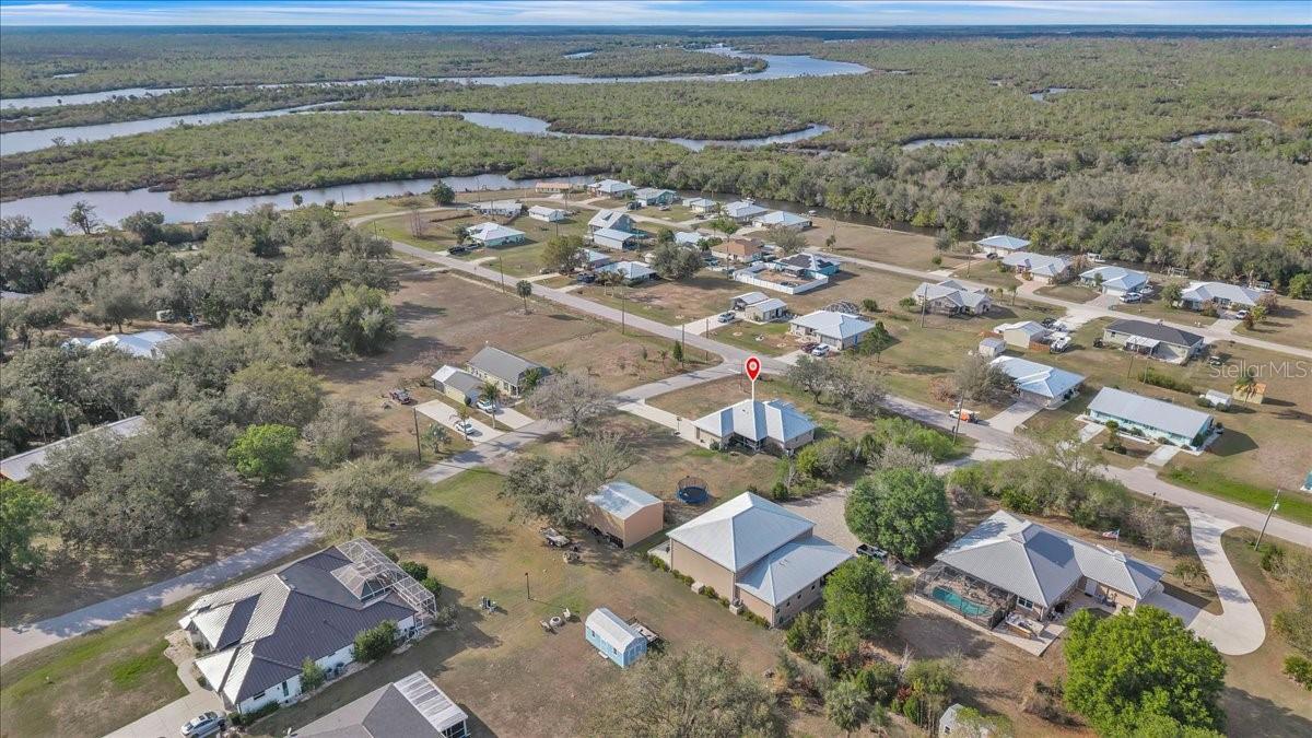 Image 37 of 45 For 8429 Riverview Oaks Terrace