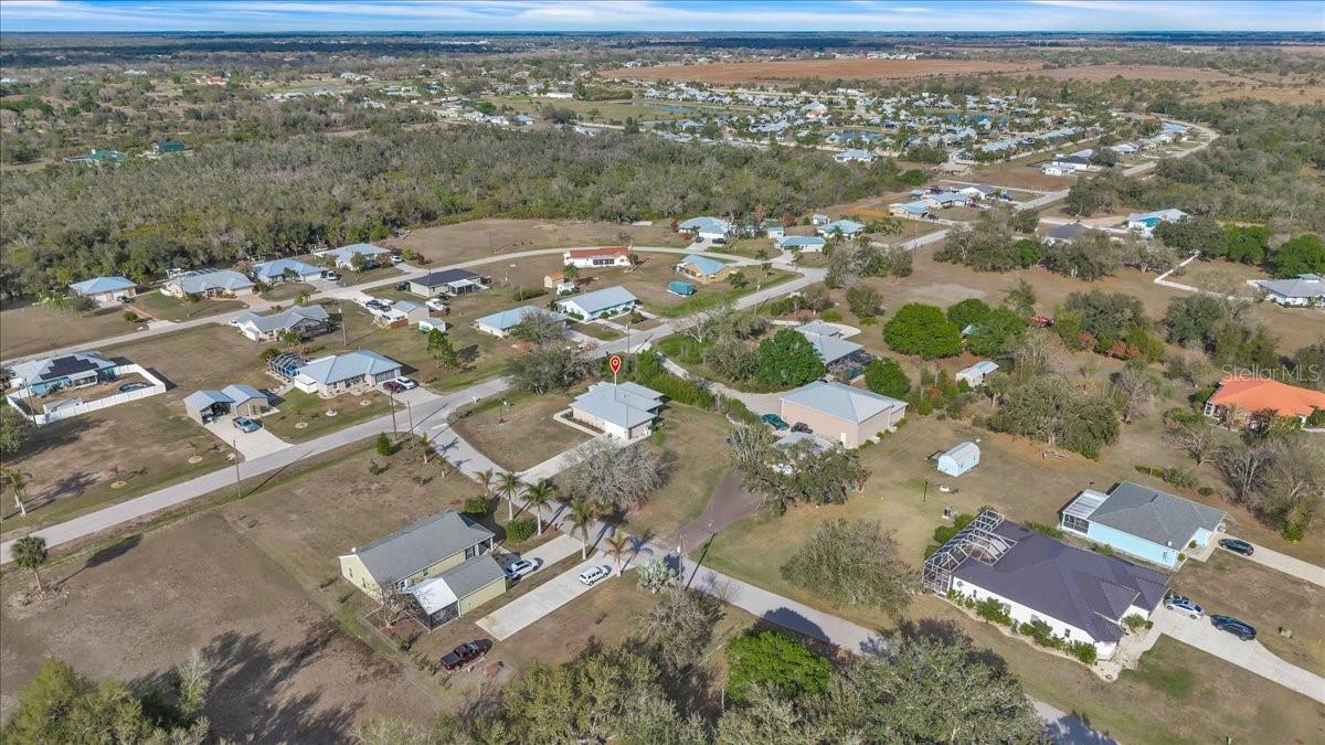 Image 39 of 45 For 8429 Riverview Oaks Terrace