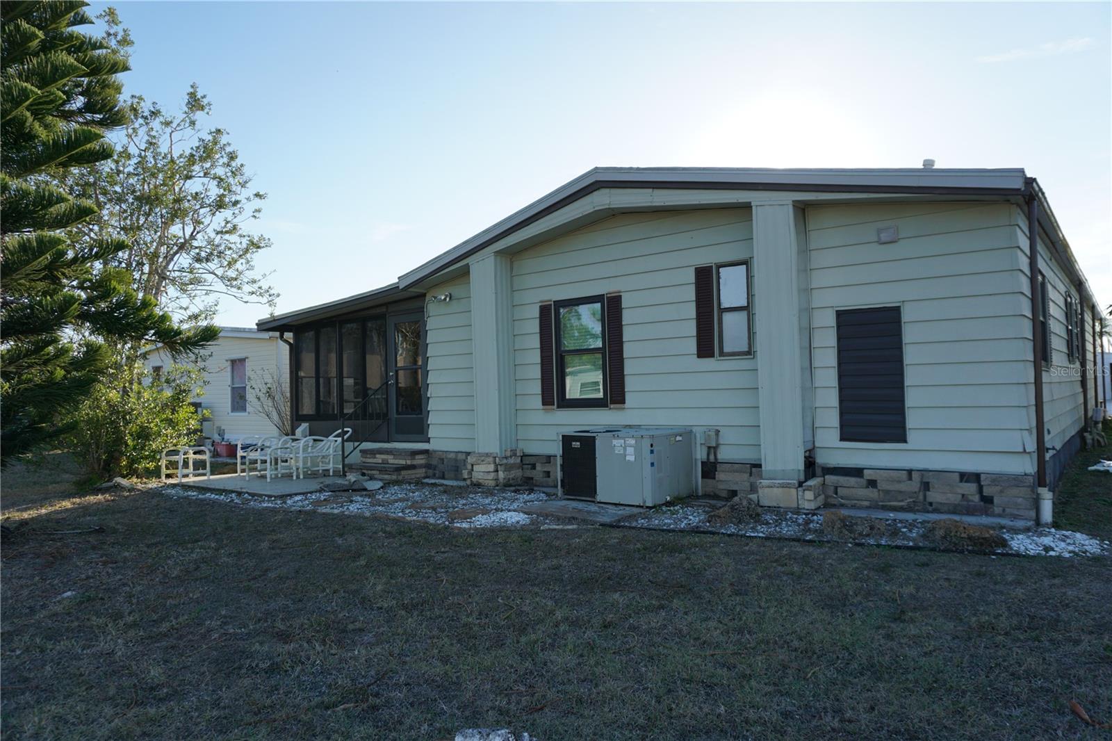 Image 32 of 64 For 145 Rarotonga Road