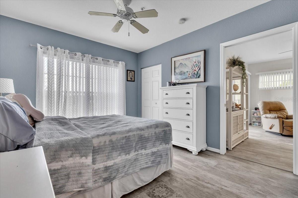 Image 15 of 48 For 19335 Water Oak Drive 204